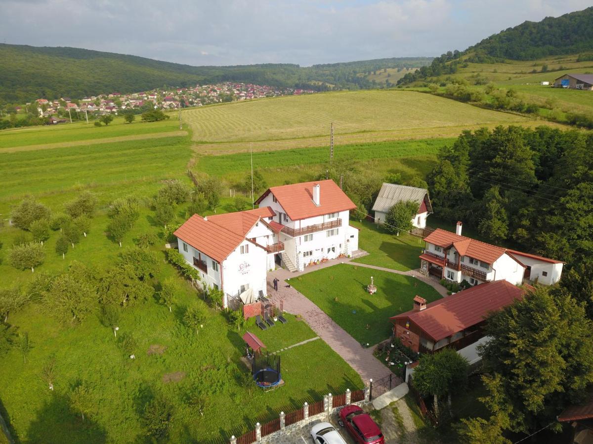 Casuta Cu Flori Otel Vilcele  Dış mekan fotoğraf